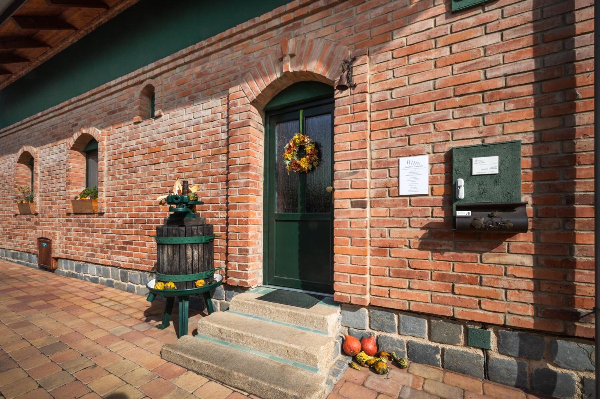 Penzion Vinařství Tomanovi Hotel Moravská Nová Ves Exterior foto